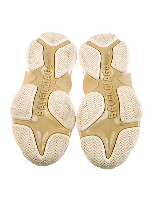 Balenciaga TRiple S Chunky Sneakers