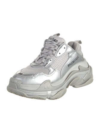 Balenciaga TRiple S Chunky Sneakers