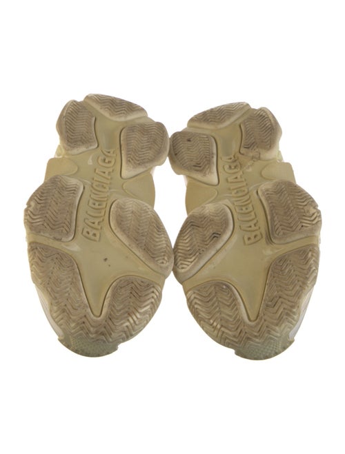 Balenciaga TRiple S Chunky Sneakers