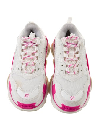 Balenciaga Logo Leather Low Top Sneakers