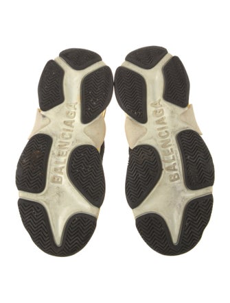 Balenciaga TRiple S Chunky Sneakers