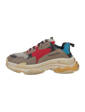 Balenciaga TRiple S Sneakers