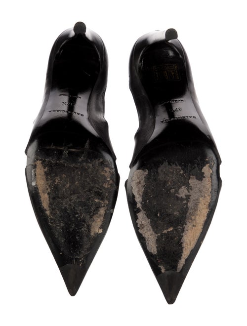 Balenciaga Leather Pumps
