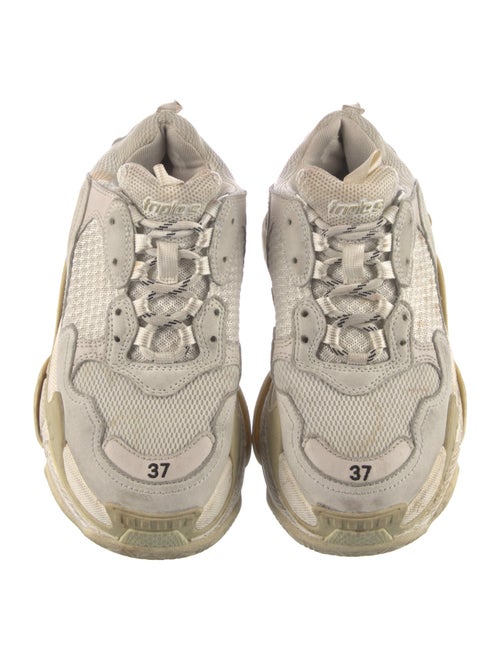 Balenciaga TRiple S Chunky Sneakers