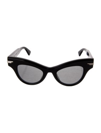 Bottega Veneta Cat-Eye Tinted Sunglasses