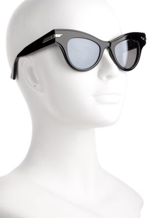 Bottega Veneta Cat-Eye Tinted Sunglasses