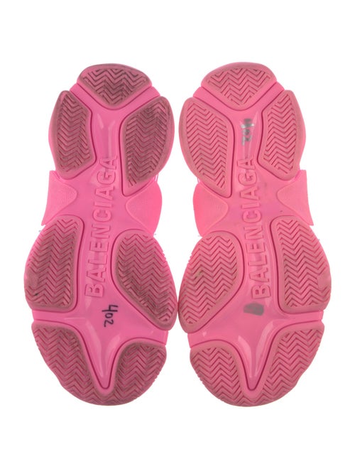 Balenciaga TRiple S Chunky Sneakers