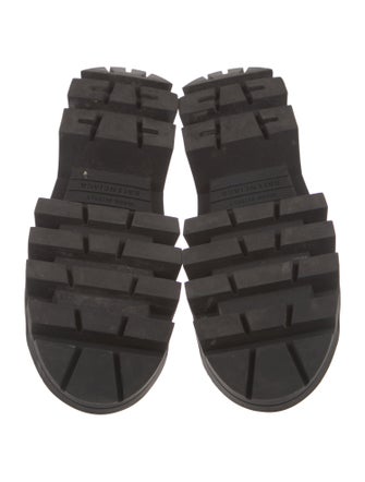 Balenciaga Leather Chelsea Boots