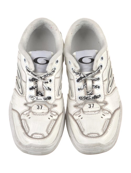 Balenciaga Hamptons ' Worn-Out' Sneakers