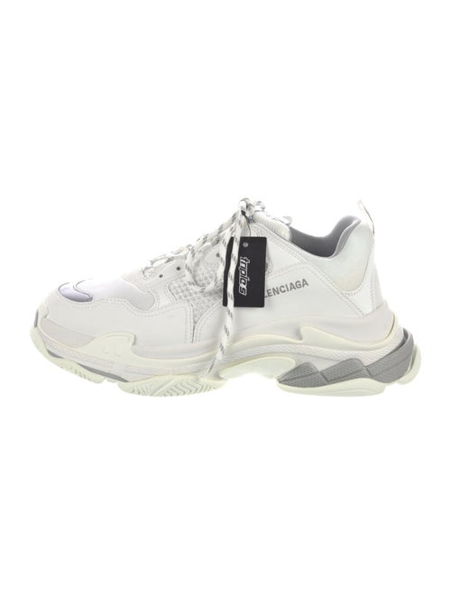Balenciaga TRiple S Sneakers