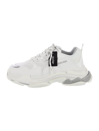 Balenciaga TRiple S Sneakers