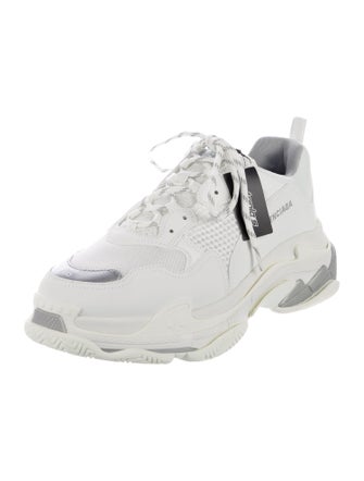 Balenciaga TRiple S Sneakers