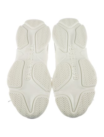 Balenciaga TRiple S Sneakers