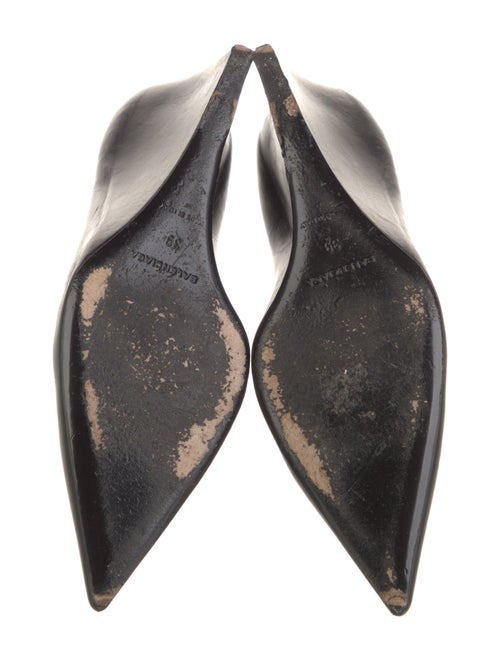 Balenciaga Leather Pumps