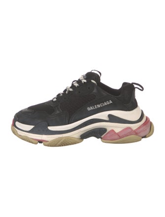 Balenciaga TRiple S Sneakers