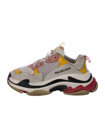Balenciaga TRiple S Sneakers
