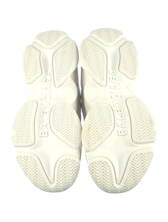 Balenciaga TRiple S Chunky Sneakers