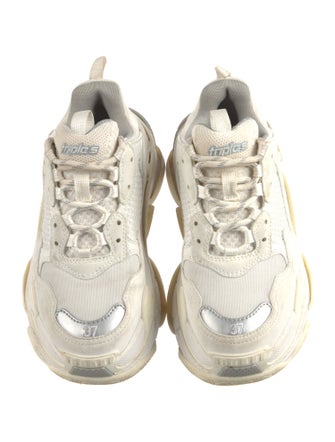 Balenciaga TRiple S Chunky Sneakers