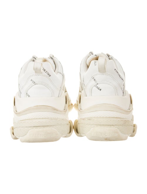 Balenciaga TRiple S Sneakers
