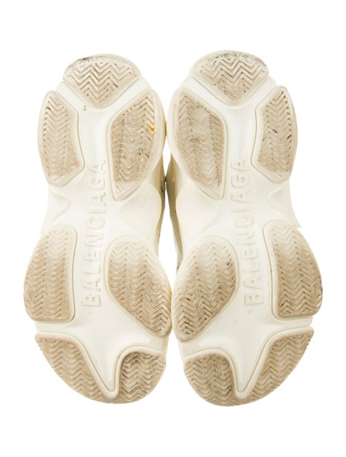 Balenciaga TRiple S Sneakers