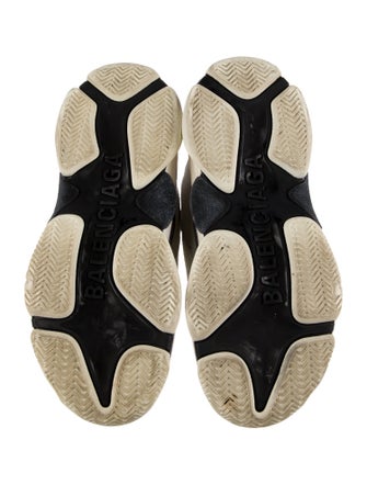 Balenciaga TRiple S Chunky Sneakers