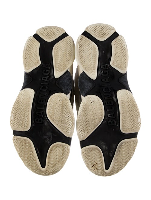 Balenciaga TRiple S Chunky Sneakers