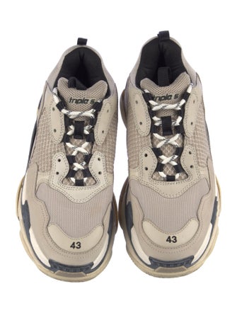 Balenciaga TRiple S Chunky Sneakers