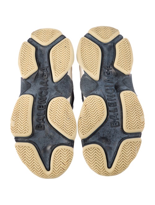 Balenciaga TRiple S Chunky Sneakers