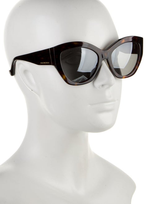Balenciaga Dynasty D Frame Cat-Eye Sunglasses