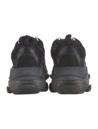 Balenciaga TRiple S Sneakers