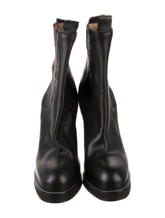 Balenciaga Leather Chelsea Boots