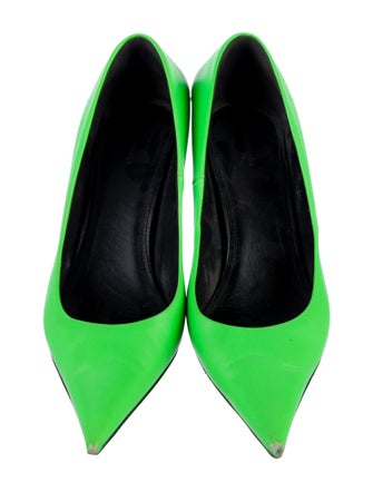 Balenciaga Leather Pumps