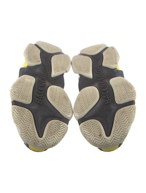 Balenciaga TRiple S Chunky Sneakers