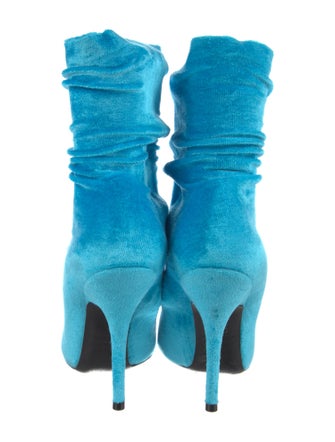 Balenciaga Suede Pumps