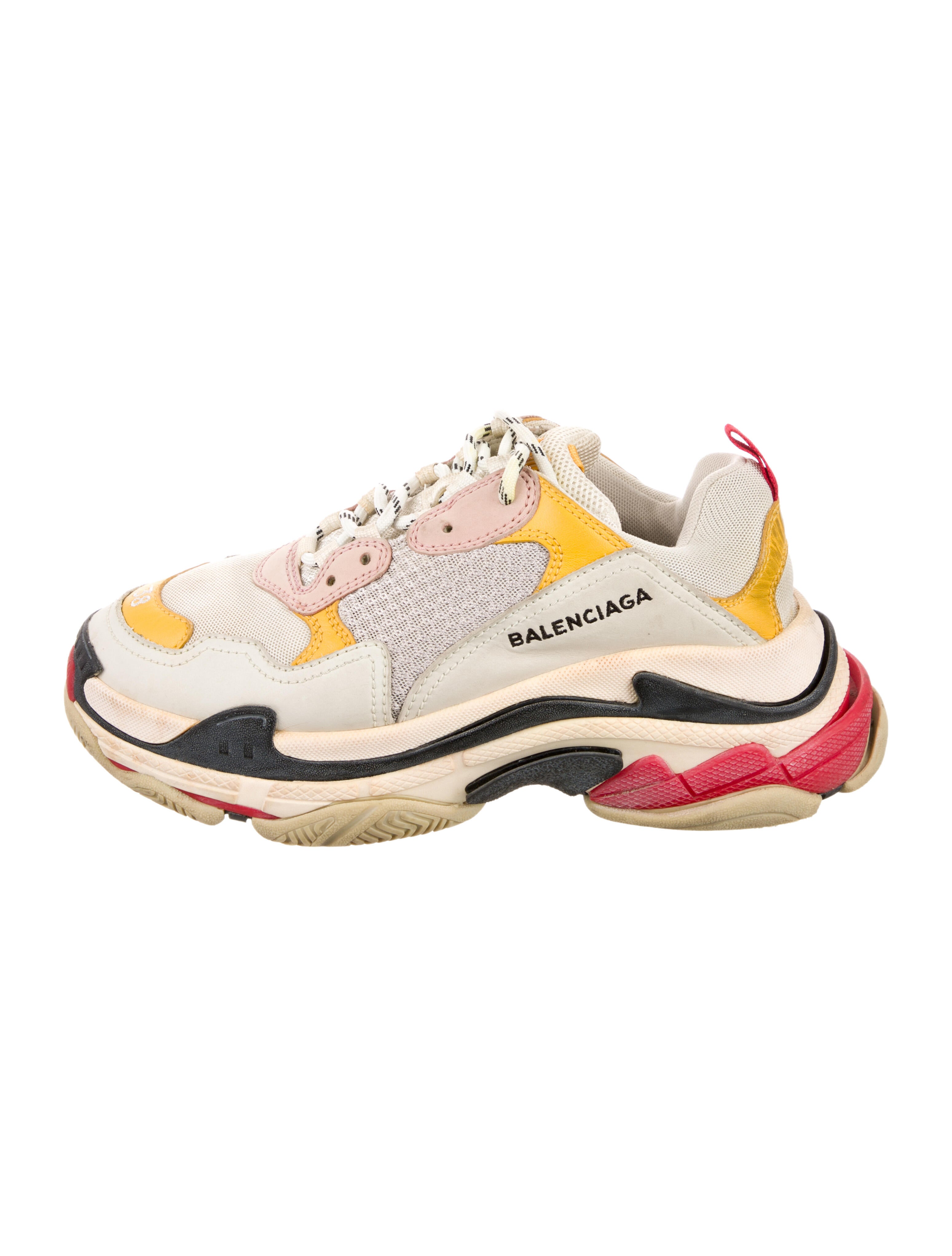 Balenciaga TRiple S Chunky Sneakers