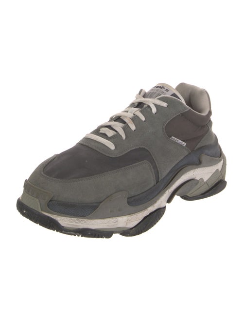 Balenciaga TRiple S Sneakers
