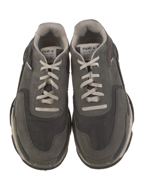 Balenciaga TRiple S Sneakers
