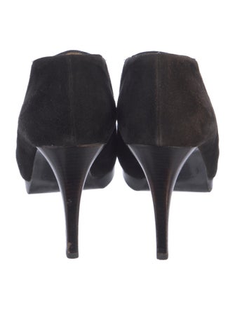 Balenciaga Suede Pumps