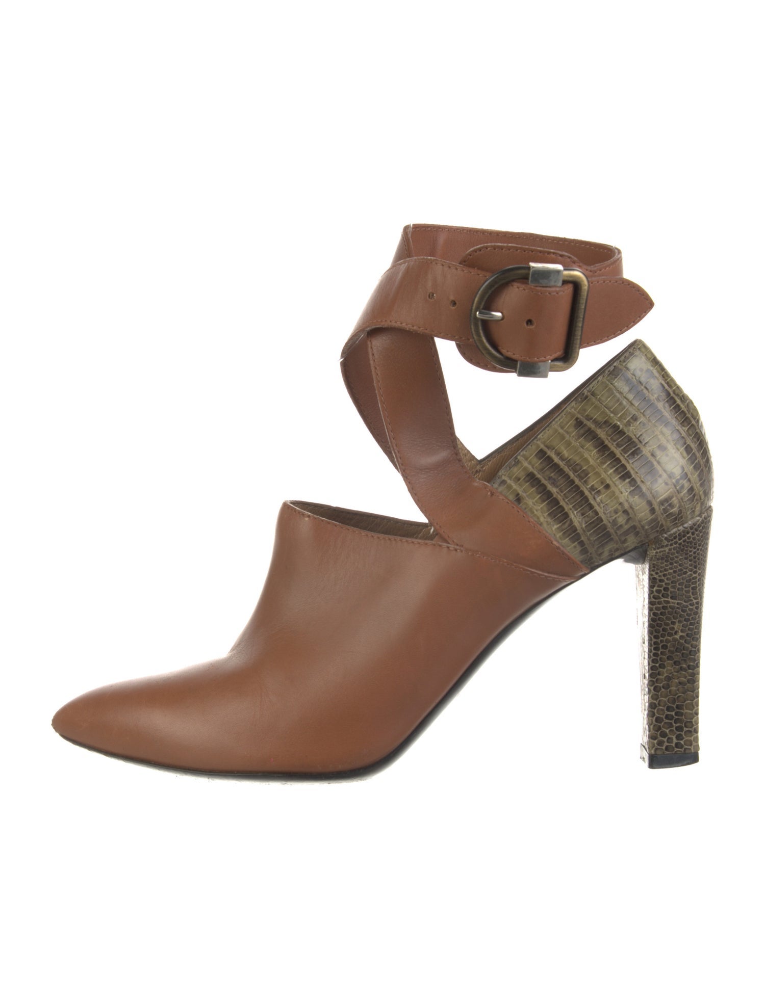 Balenciaga Leather Pumps