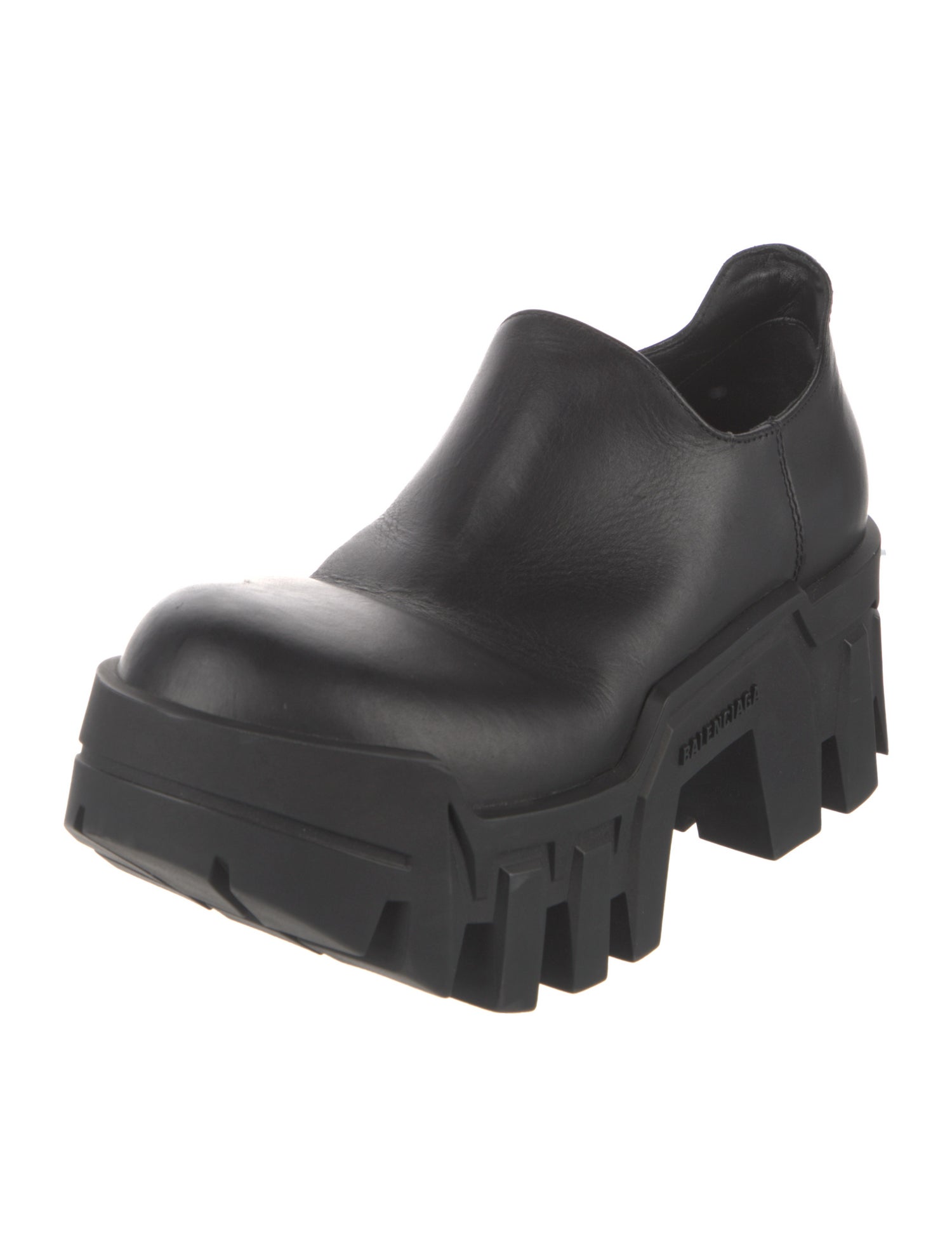 Balenciaga Leather Pumps