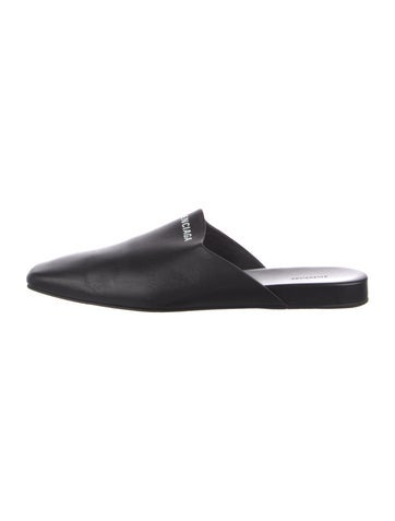 Pre-owned Balenciaga Leather Slippers In Black