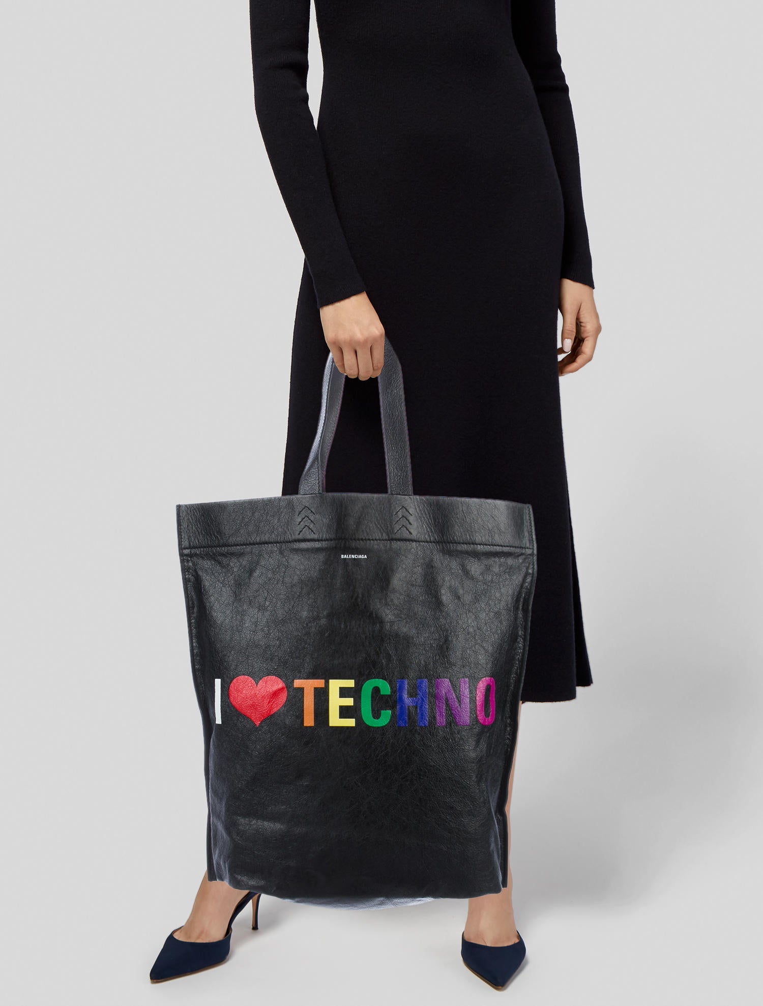 balenciaga techno bag