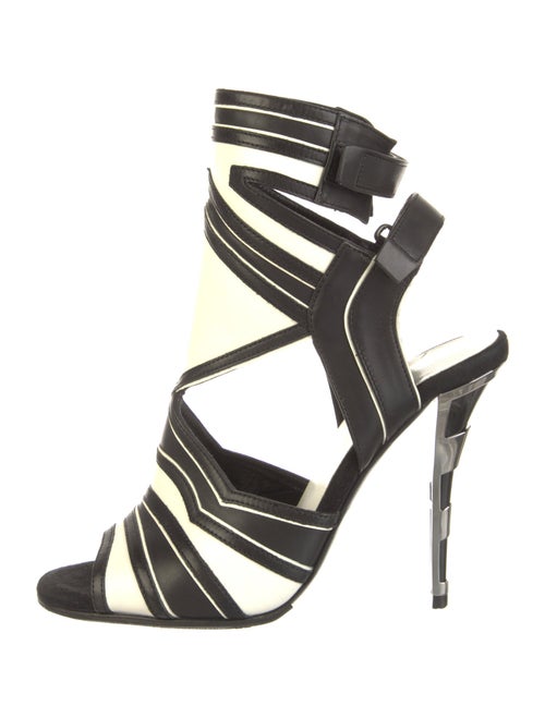 Balmain Leather Colorblock Pattern Pumps