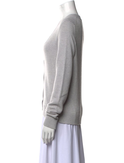 Barrie Cashmere V-Neck Sweater