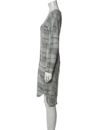 Body Wrap Plaid Print Knee-Length Dress