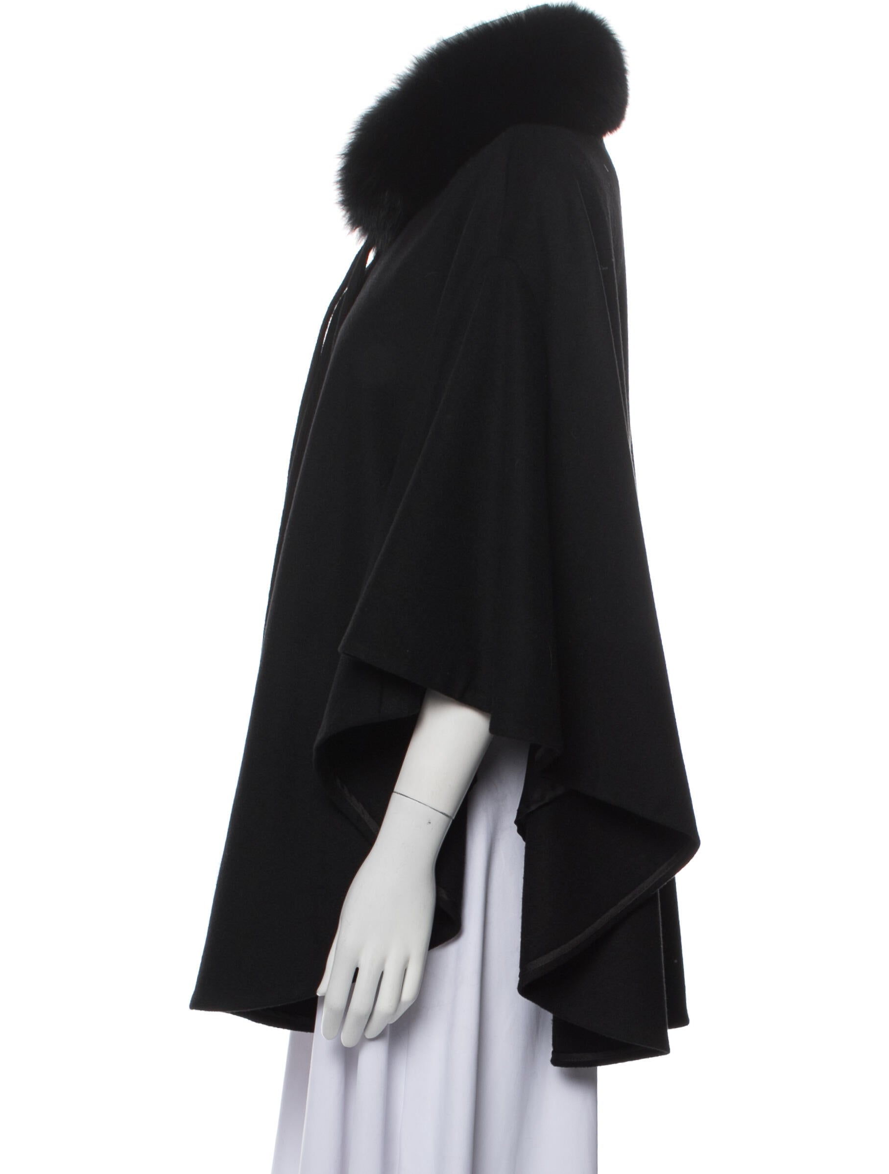 Belle Fare Cashmere Poncho - Black 