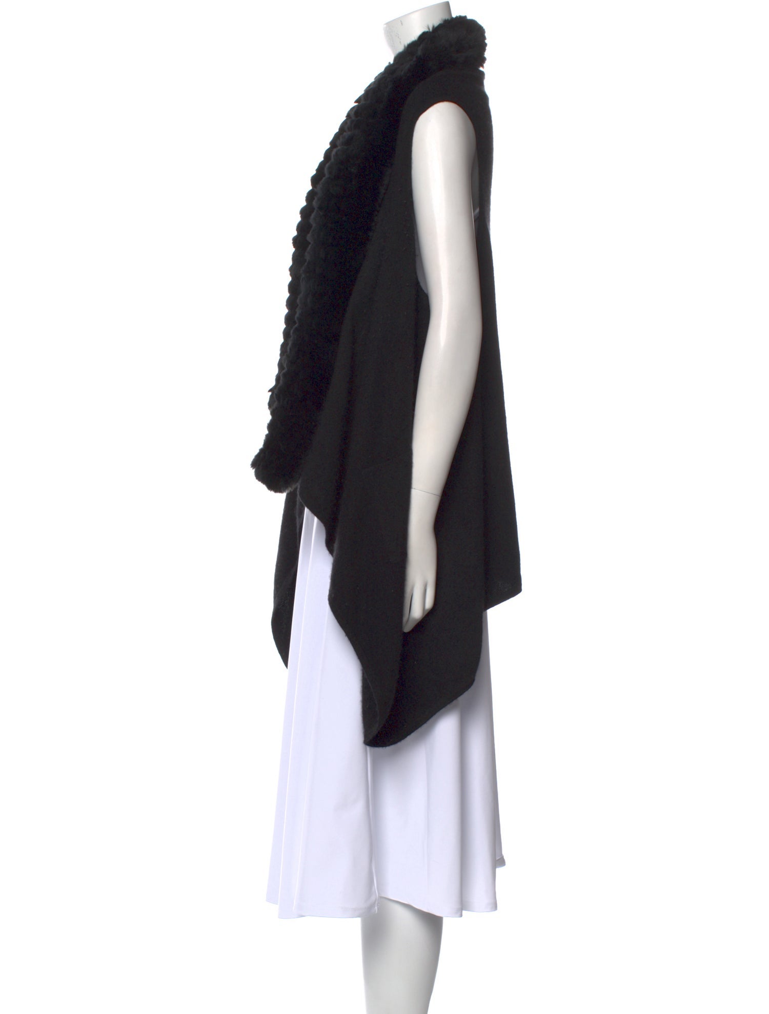 Belle Fare Cashmere V-Neck Sweater