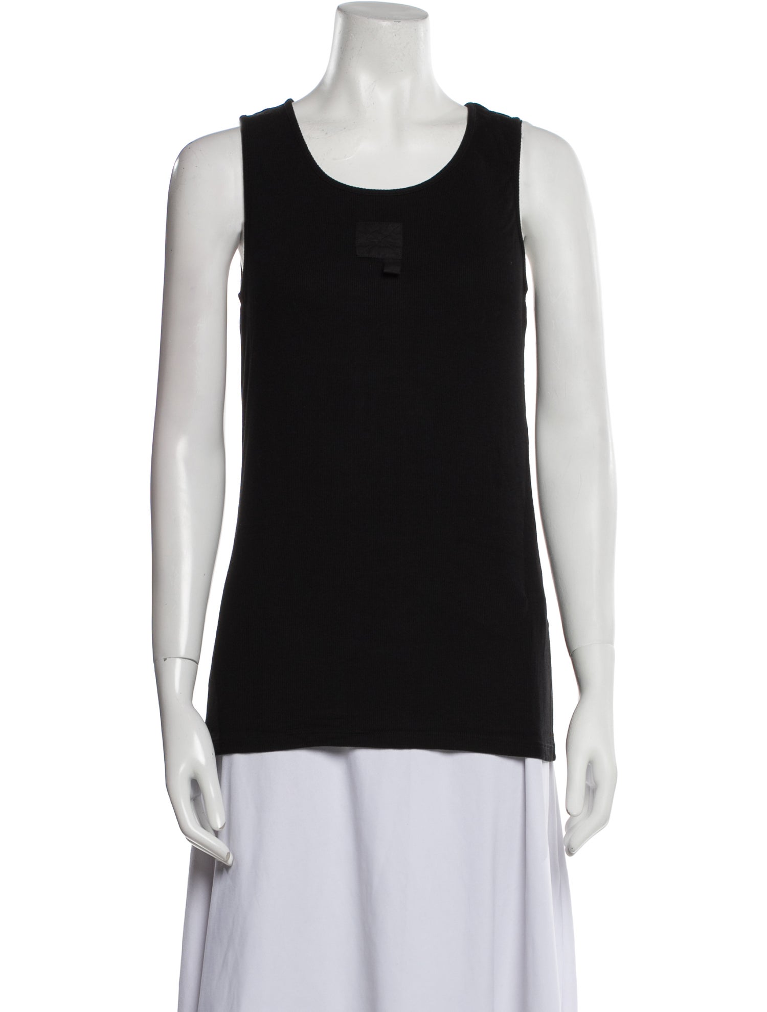 A. Potts Scoop Neck Sleeveless Top