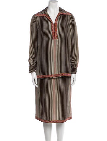 Bill Blass Suits and Sets Vintage 1970's Skirt Set L