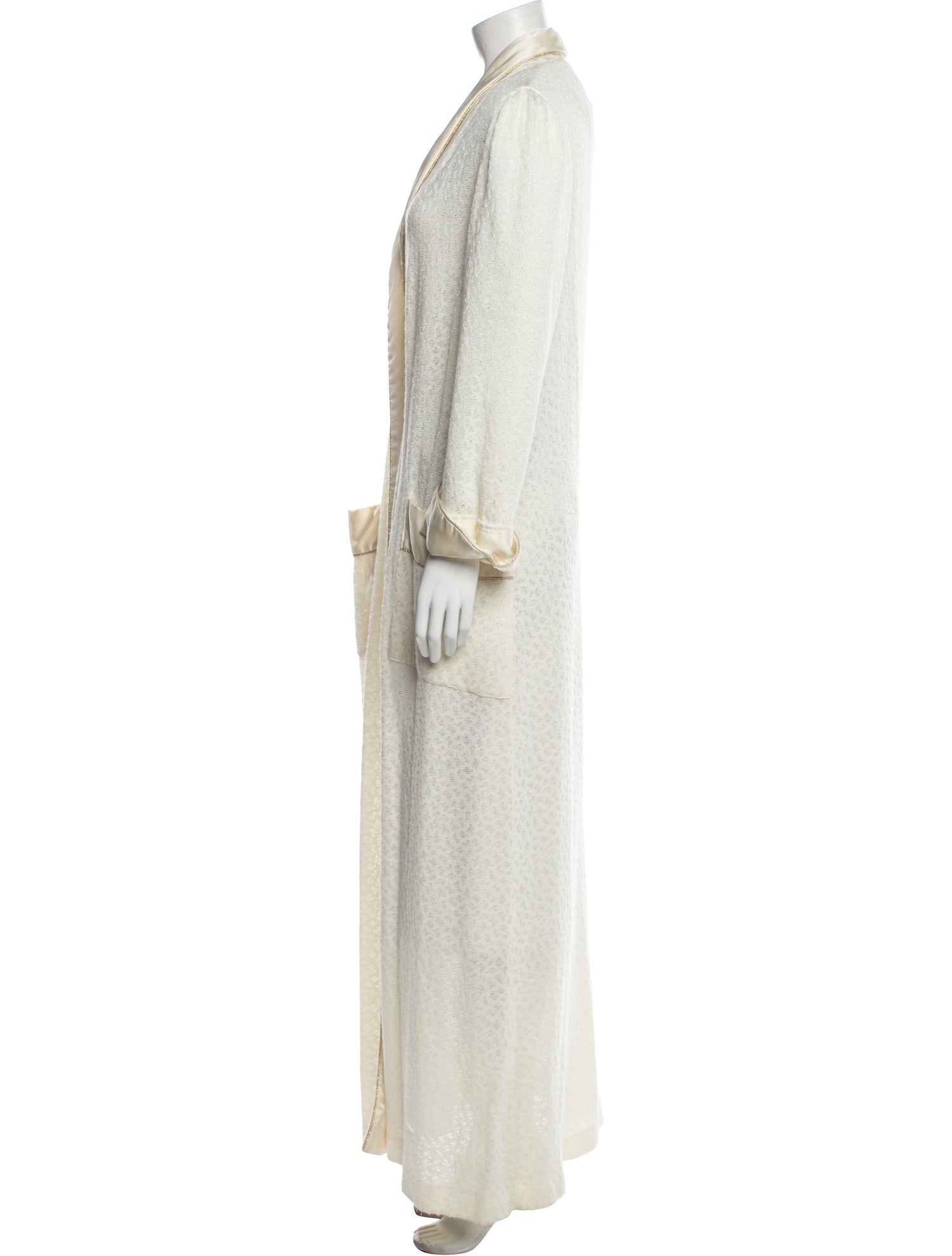 Bill Blass Robe